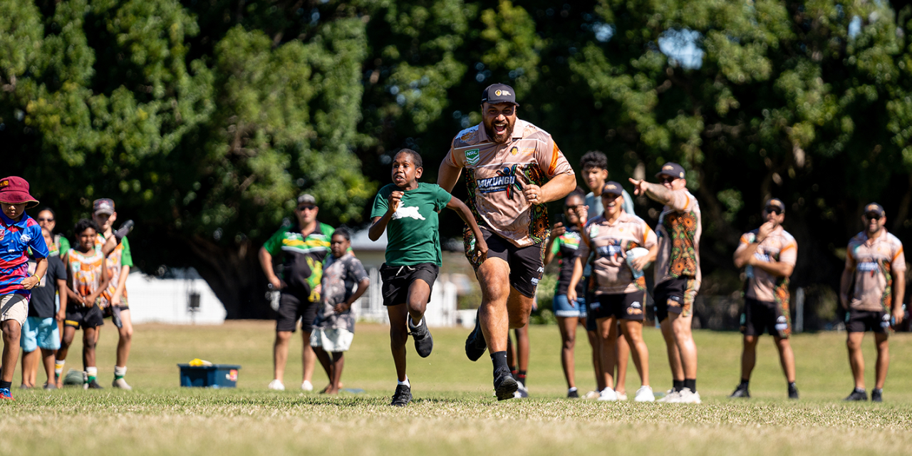 Mareeba footy fans rally at Future Immortals Tour to end DFV